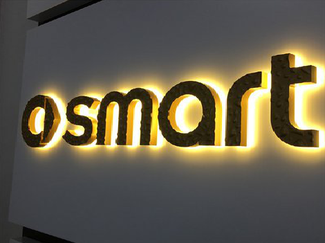  昆山背光字有什么特点？生产过程如何？